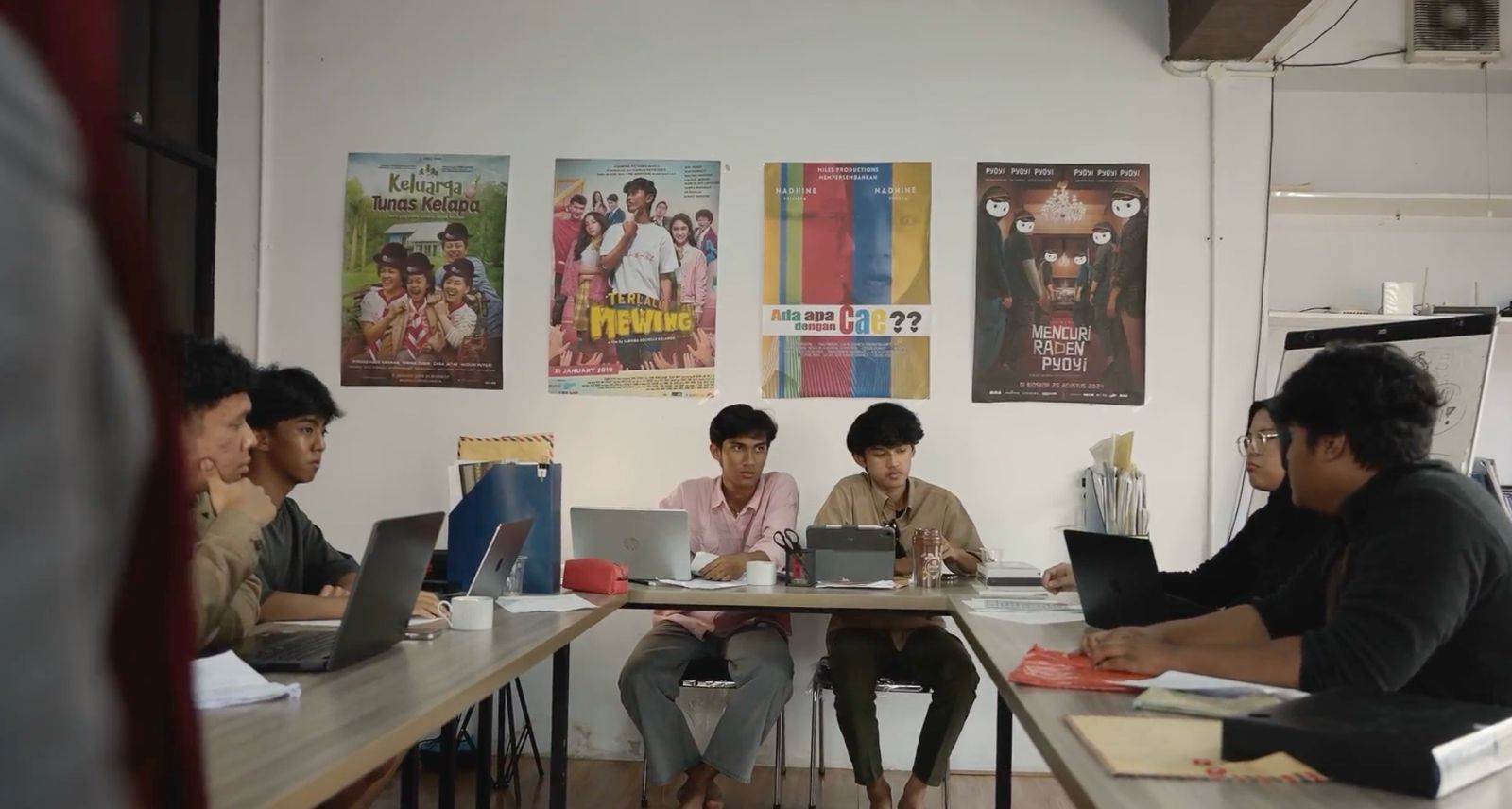 Sialan Nih Film — still